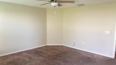 338 Pentas Ln in Haines City, FL - Building Photo - Building Photo