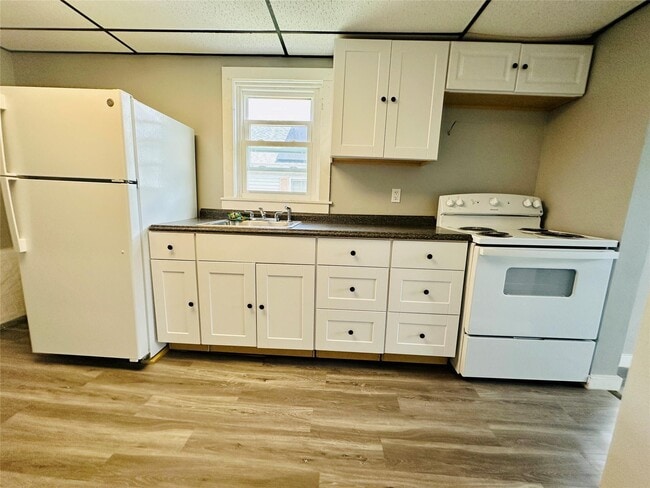 property at 10 Prospect St