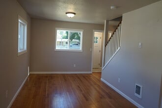304 W Humphrey St in Yacolt, WA - Building Photo - Building Photo
