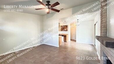 9623 Golden Bend in San Antonio, TX - Building Photo - Building Photo