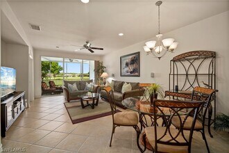 9113 Michael Cir in Naples, FL - Building Photo - Building Photo