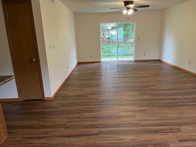 5515 Tall Pines Pky, Unit 1
