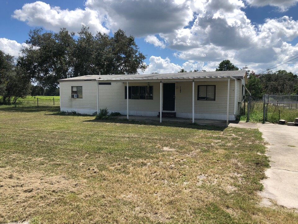 4105 Spiker Ln in Lake Wales, FL - Building Photo