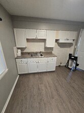 20515 Moross Rd in Detroit, MI - Building Photo - Building Photo