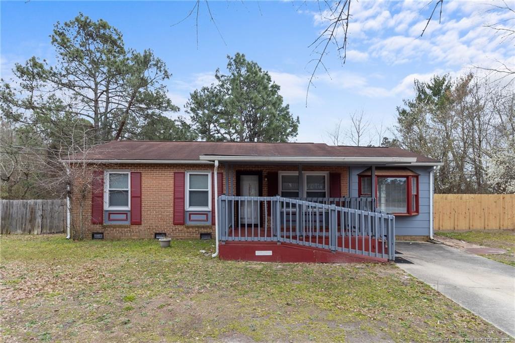 2803 Strickland Bridge Rd in Fayetteville, NC - Building Photo