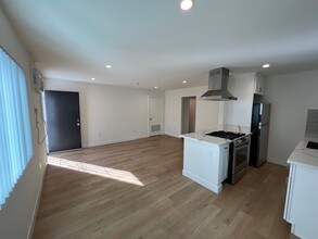 14628 Delano in Van Nuys, CA - Building Photo - Floor Plan