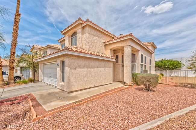 118 McLaren St in Henderson, NV - Building Photo - Building Photo