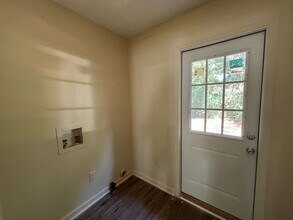 958 Pleasant Ave in Auburn, AL - Building Photo - Building Photo