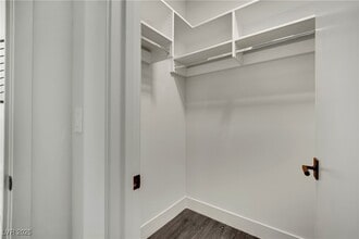 378 Tranquil Peak Ct in Henderson, NV - Building Photo - Building Photo