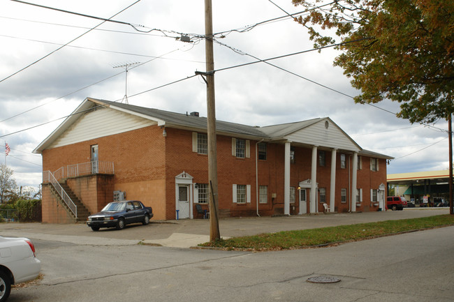 400 10th St W in Huntington, WV - Building Photo - Building Photo