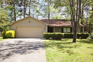 1387 Olde Mill Trce in Woodstock, GA - Building Photo