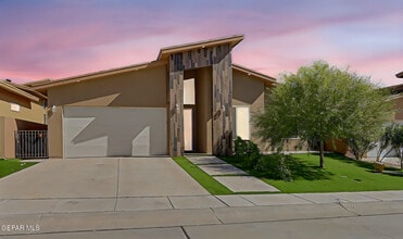 1031 Vinton Ave in Canutillo, TX - Building Photo - Building Photo