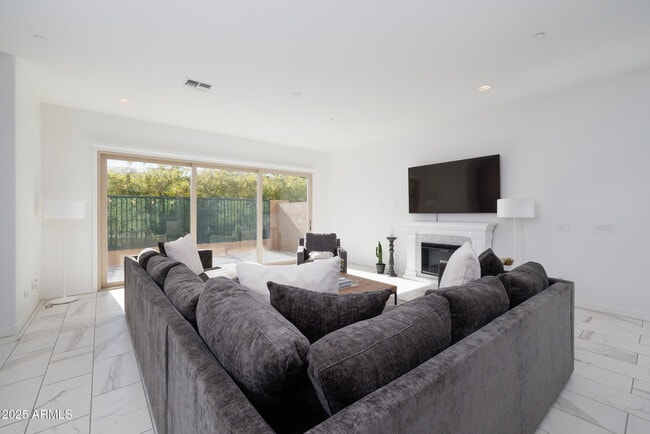 7349 E Vista Bonita Dr in Scottsdale, AZ - Building Photo - Building Photo