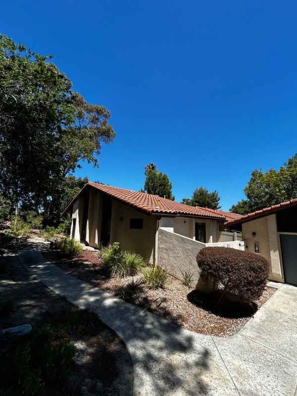 251 Shorehang Ln in Encinitas, CA - Building Photo - Building Photo