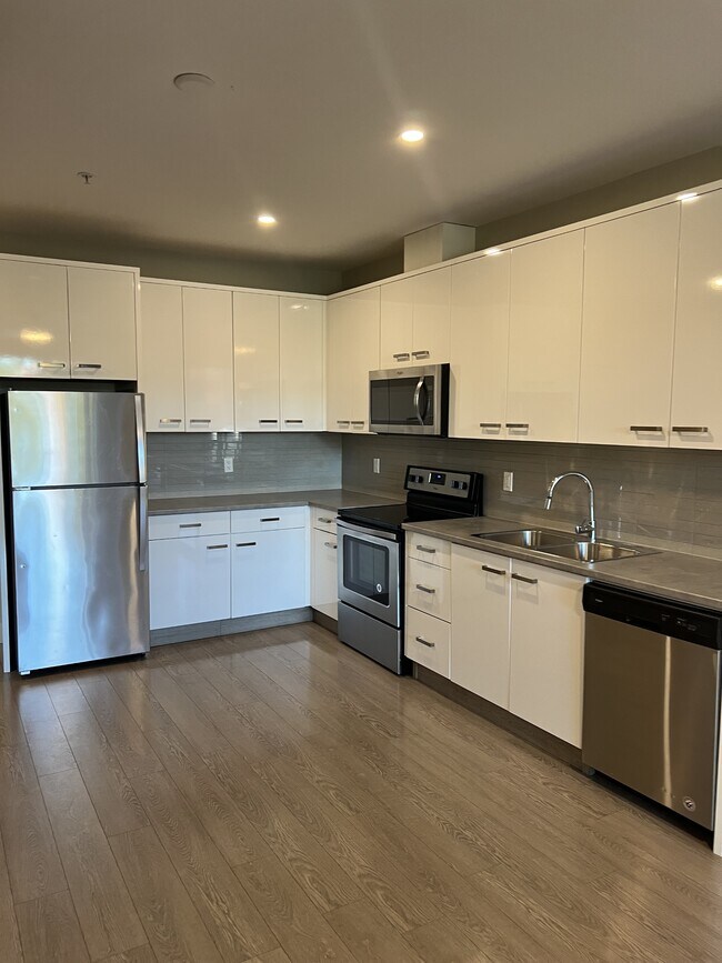 45513-45513 Market Way in Chilliwack, BC - Building Photo - Building Photo