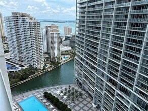 475 Brickell Ave in Miami, FL - Building Photo - Building Photo