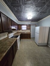 731 Lane St in Clay Center, KS - Building Photo - Building Photo