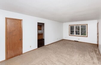 217 Loomis Ave in Des Moines, IA - Building Photo - Building Photo