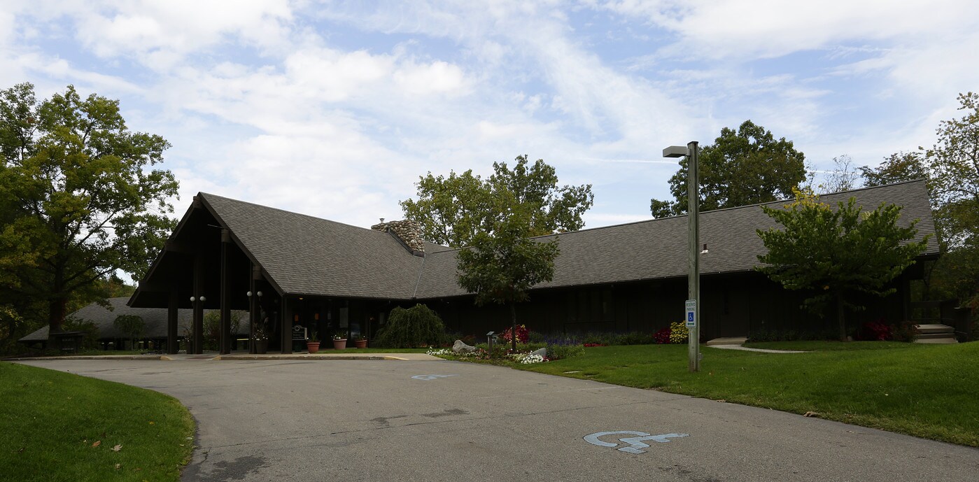 Woodstone Apartments in Kalamazoo, MI - Foto de edificio