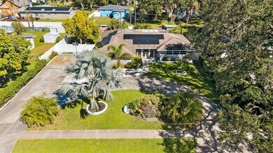 2401 26th Ave S, Unit 402 in St. Petersburg, FL - Building Photo - Building Photo