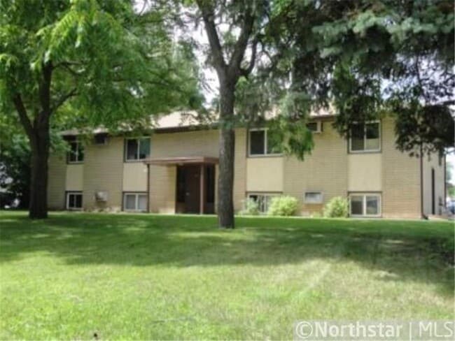 property at 8956 Griggs Ave