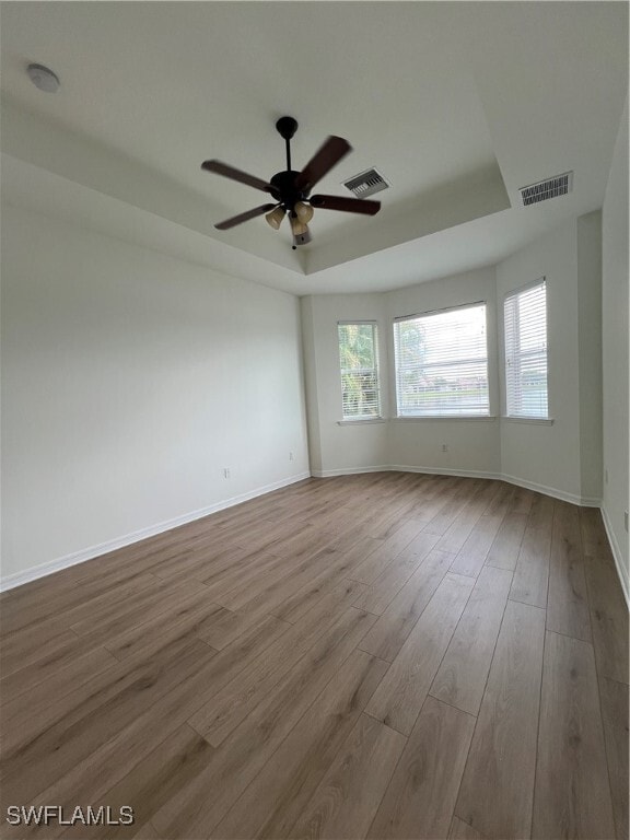 1560 Birdie Dr