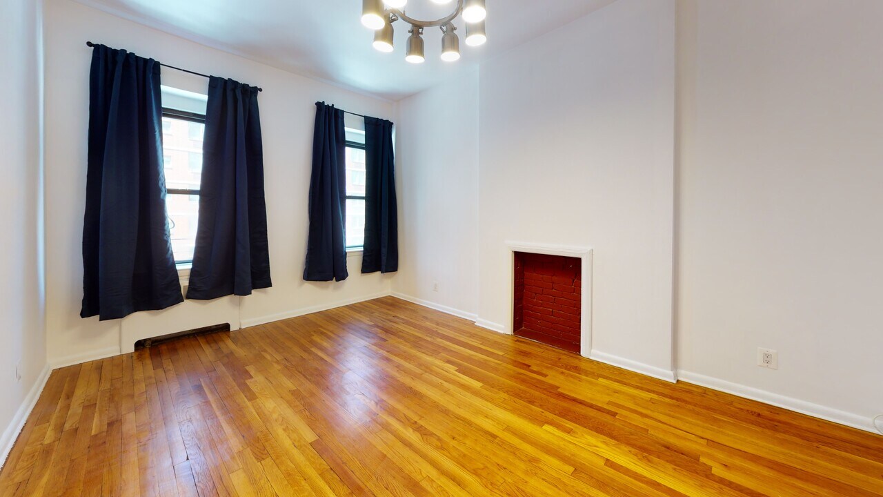 474 9th Ave in New York, NY - Building Photo