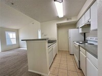 2204 Key W Ct, Unit 535 in Kissimmee, FL - Building Photo - Building Photo