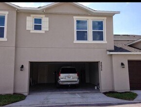 8635 Via Trieste Dr in Windermere, FL - Building Photo - Building Photo