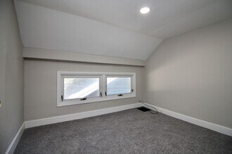 718 Elm St in Perrysburg, OH - Building Photo - Building Photo