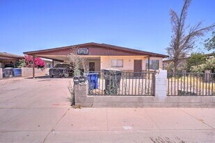 373 N Williams St in Chandler, AZ - Building Photo