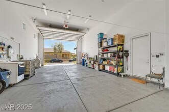 444 Middlestone Ave in Henderson, NV - Foto de edificio - Building Photo