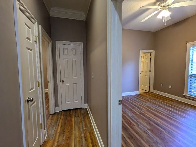 property at 301 Romar Pl