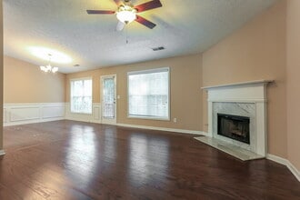 75 Bellaire Ln in Newnan, GA - Building Photo - Building Photo