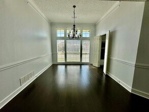 1301 Royal Palm Ln in Carrollton, TX - Building Photo - Building Photo