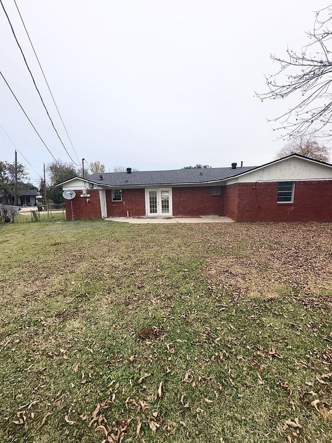 3012 Gaines St in Bossier City, LA - Building Photo - Building Photo