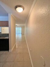 3001 58th Ave S, Unit 805 in St. Petersburg, FL - Foto de edificio - Building Photo