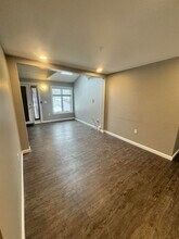 9 Monarch Wy in Portsmouth, NH - Building Photo - Building Photo