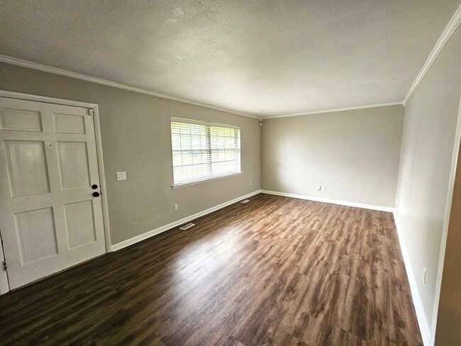 117 Mitchell Ln in Rossville, GA - Building Photo - Building Photo