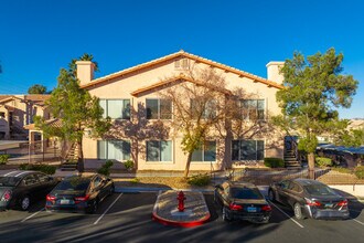 Angel Point Condominiums in Las Vegas, NV - Building Photo - Building Photo