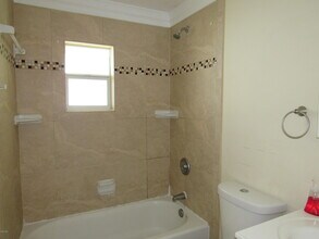 209 Cleveland Ave in Cocoa Beach, FL - Building Photo - Building Photo