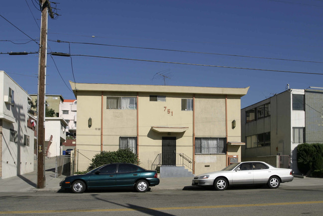 751 Yale St in Los Angeles, CA - Building Photo - Building Photo