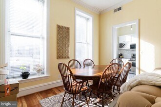 2129 Walnut St in Philadelphia, PA - Building Photo - Building Photo