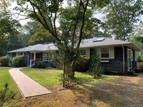 250 Krause Rd in Mattituck, NY - Building Photo - Building Photo