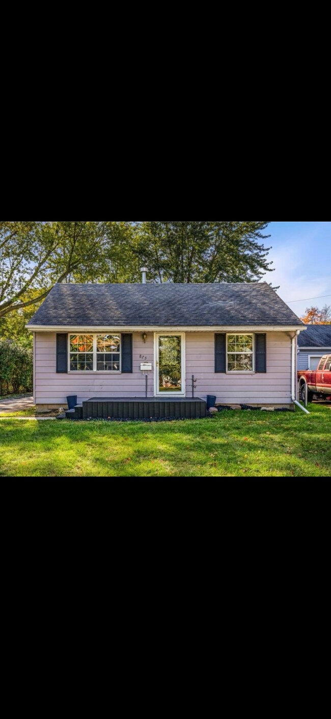 property at 875 Lamonde Dr