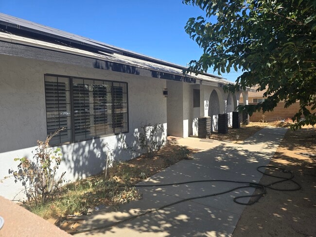 property at 5517 W Avenue M2