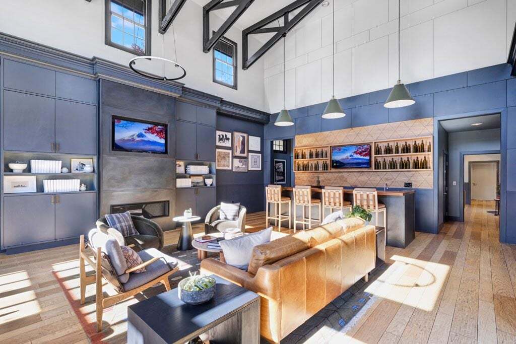 Saratoga Downs at Sheveland Ranch in Napa, CA - Foto de edificio