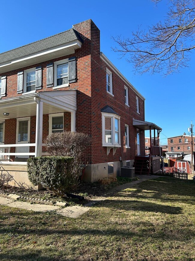 1127 Jamaica Rd in Lancaster, PA - Building Photo - Building Photo