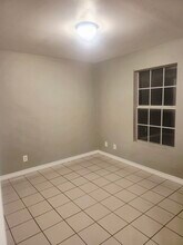 3114 Potomac Loop, Unit 3 in Laredo, TX - Building Photo - Building Photo