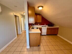 203 Howell St, Unit 3 in Providence, RI - Foto de edificio - Building Photo